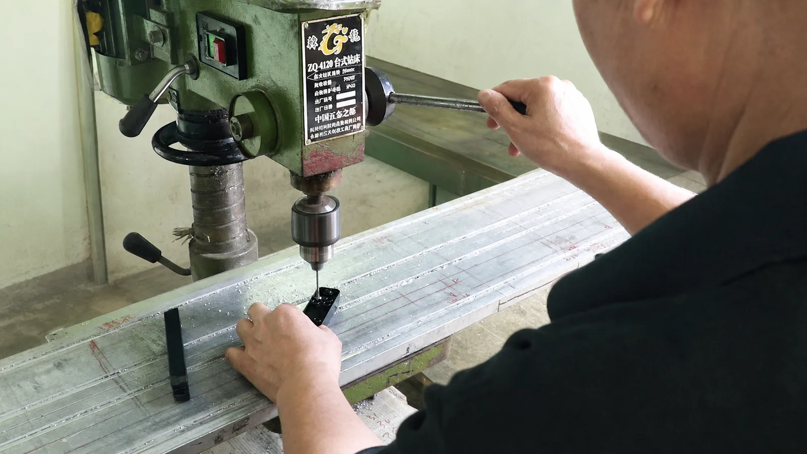 Beglowauto component machining