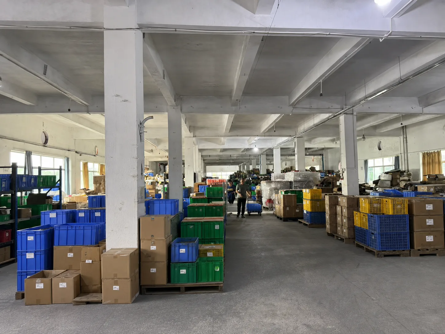 Beglowauto organized material storage